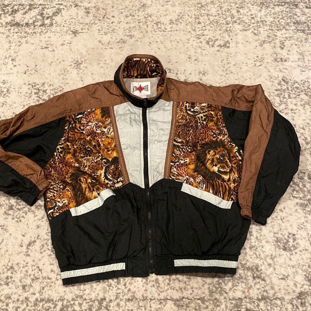 Vintage Active Frontier 100% nylon Crazy Print Windbreaker Leopard & Lion size M